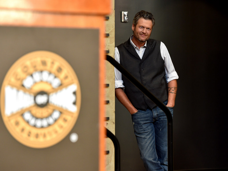 Blake Shelton Teams With Lands’ End For Apparel, Home Collection